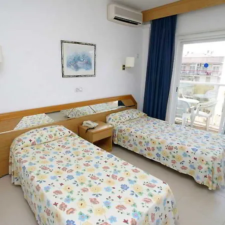Esplai Hotel 3*